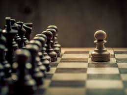 Regulile șahului – Mutarea Pionilor